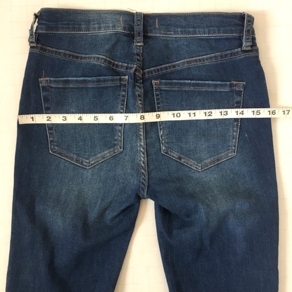 Free People Mid Rise Raw Frayed Fringe Hem Dark Wash Fringe Ankle Skinny Jeans - Picture 12 of 16